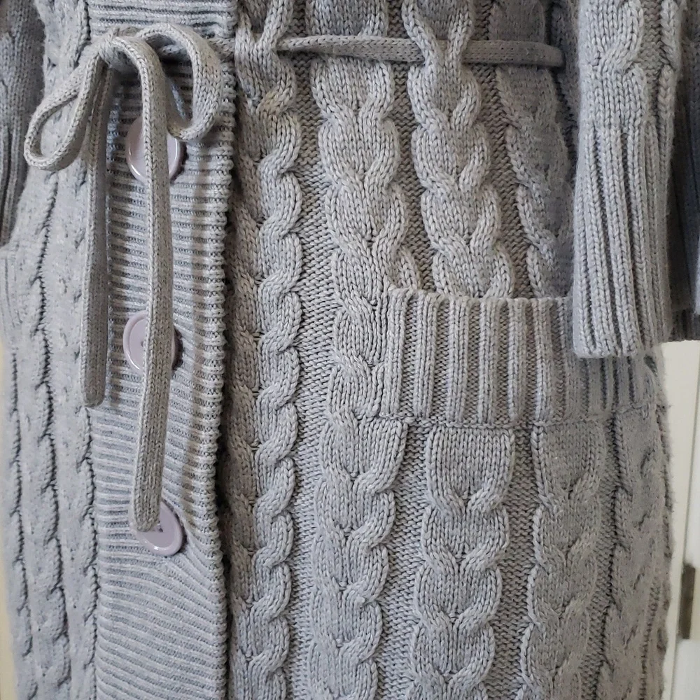 The LIMITED Gray Chunky Cable Knit Belted Cardigan | Long Line Duster | SMALL